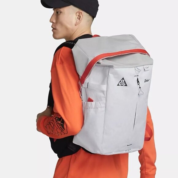 Nike ACG Backpack 32L Aysen Hiking Trail Bag 'Photon Dust' DV4054-100 NEW